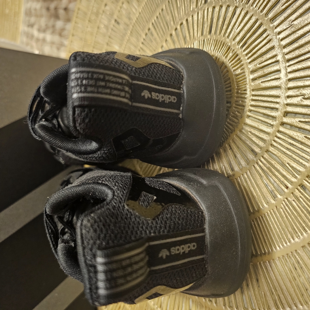 Adidas Kids Black Sneakers - Picture 4 of 8
